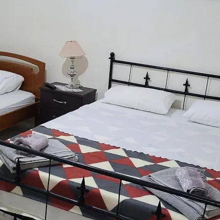 Recka Apartment *